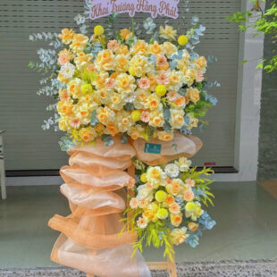 Kệ Hoa Chúc Mừng